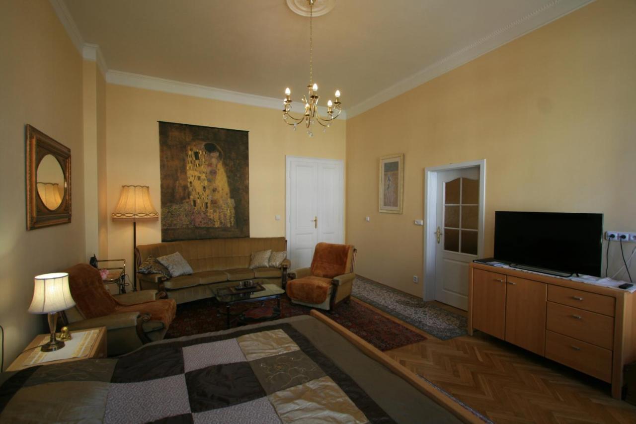 Apartment No. 20 Jaltská 3 Karlovy Vary Kültér fotó